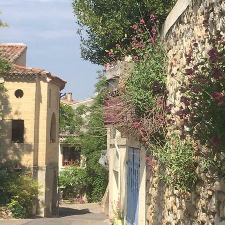 Nid D'Artiste Bed & Breakfast Saint Quentin la Poterie Bagian luar foto