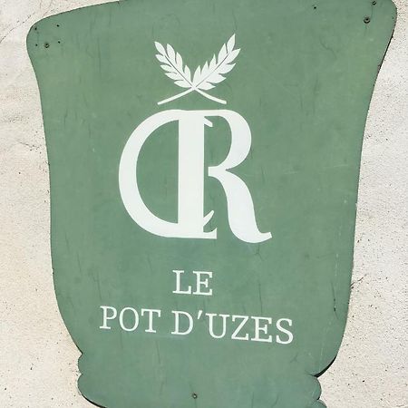 Nid D'Artiste Bed & Breakfast Saint Quentin la Poterie Bagian luar foto